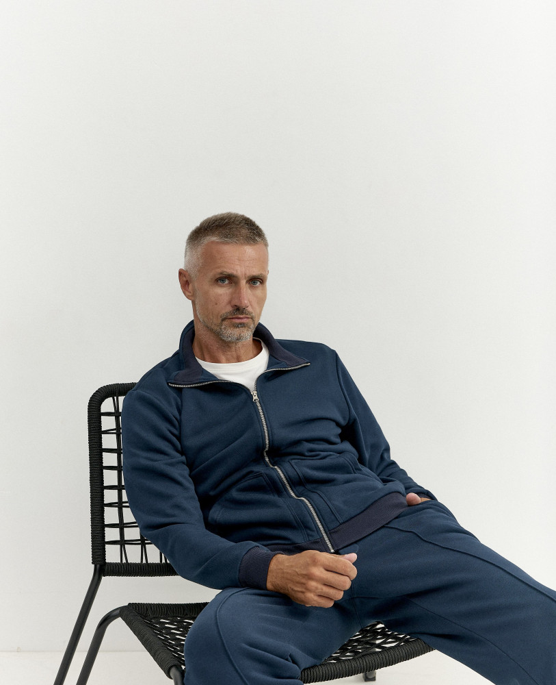 CASUAL DARK NAVE SUIT