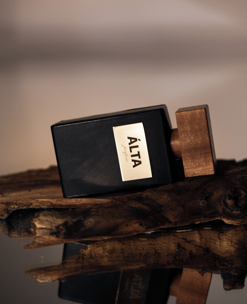 PERFUME ÁLTA "FIRST LEATHER"