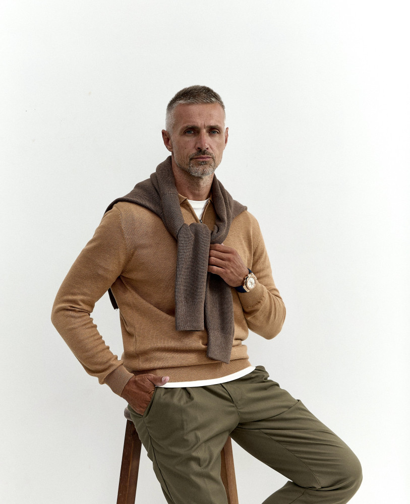 KNITTED HALF-ZIP POLO MUSTARD