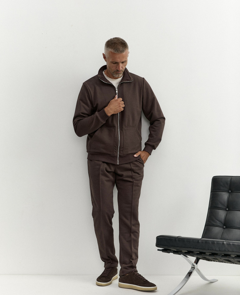 CASUAL BROWN SUIT