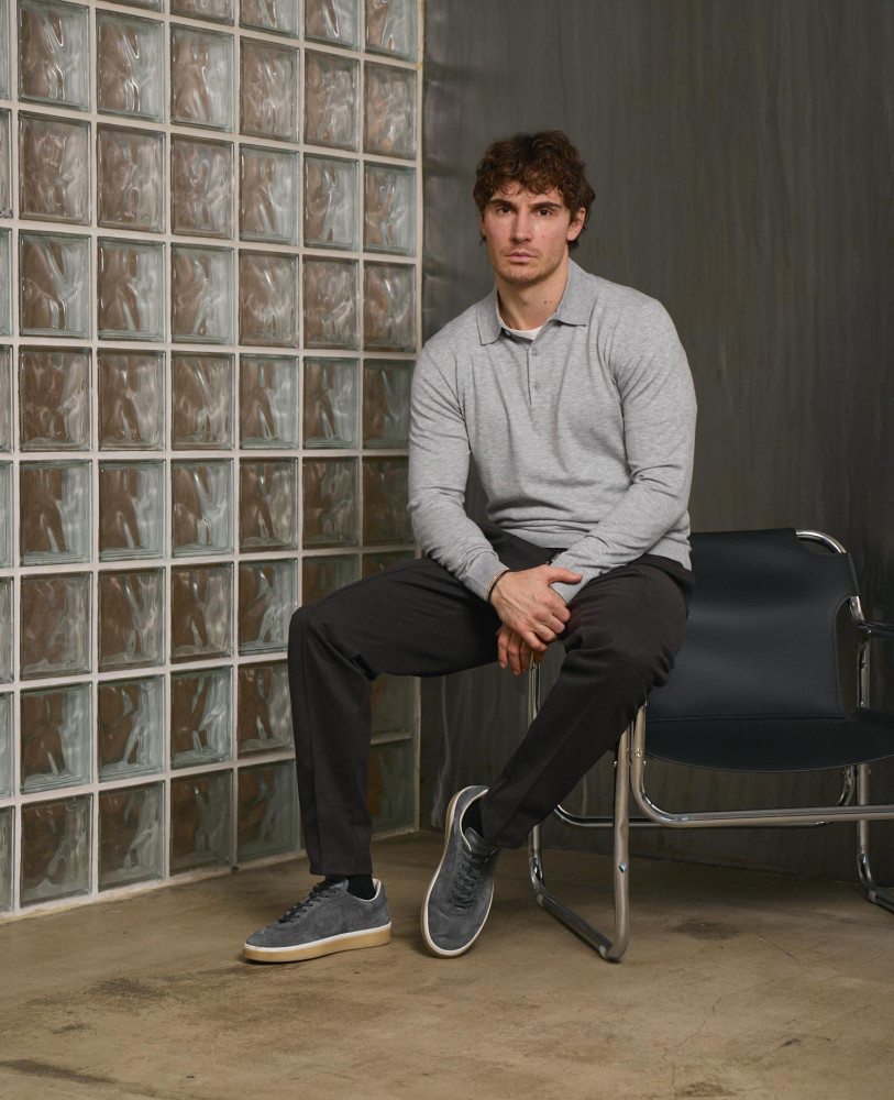 GREY SUEDE SNEACKERS