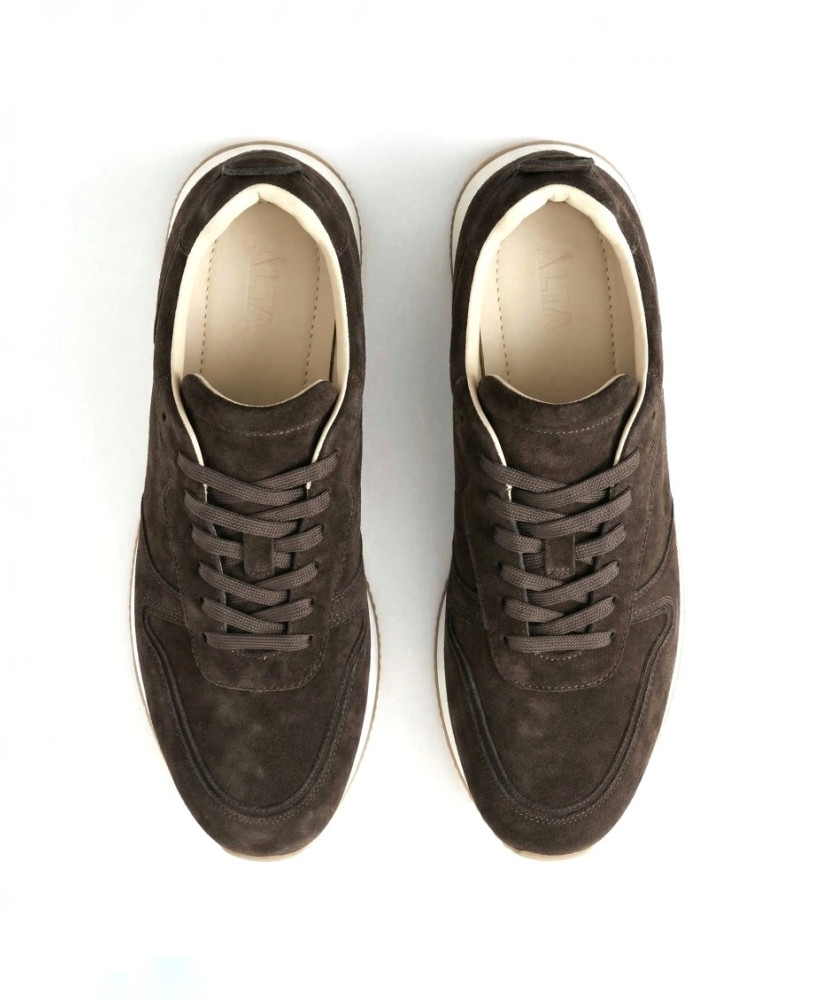 SUEDE SNEAKERS BROWN