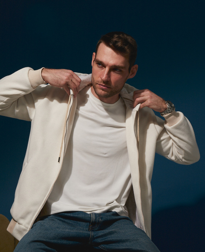 Traveler zip-up jacket with hood